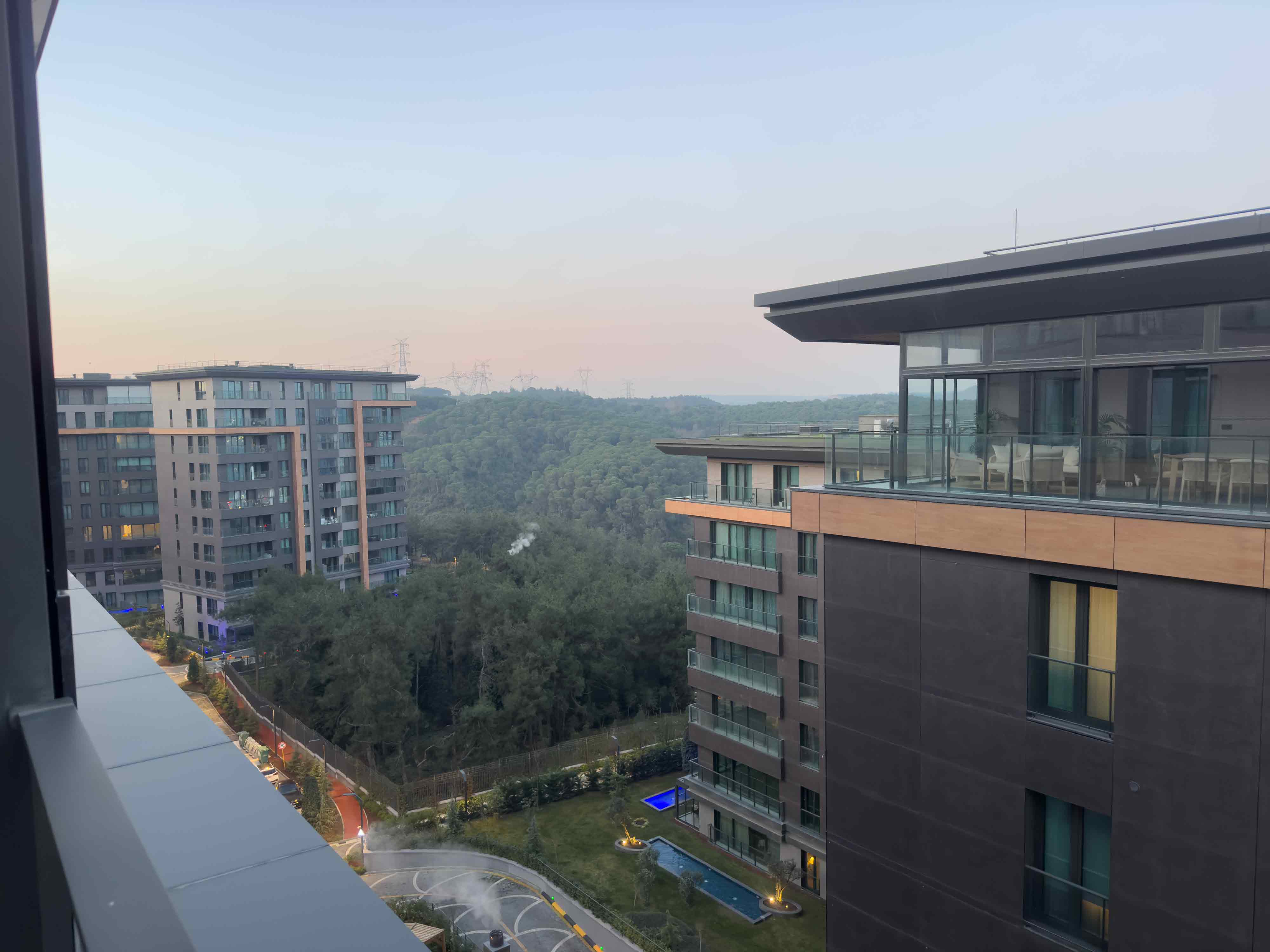 Avrupa Konutları Çamlıvadi'de Özel Dekorasyonlu Satılık 2+1 Daire