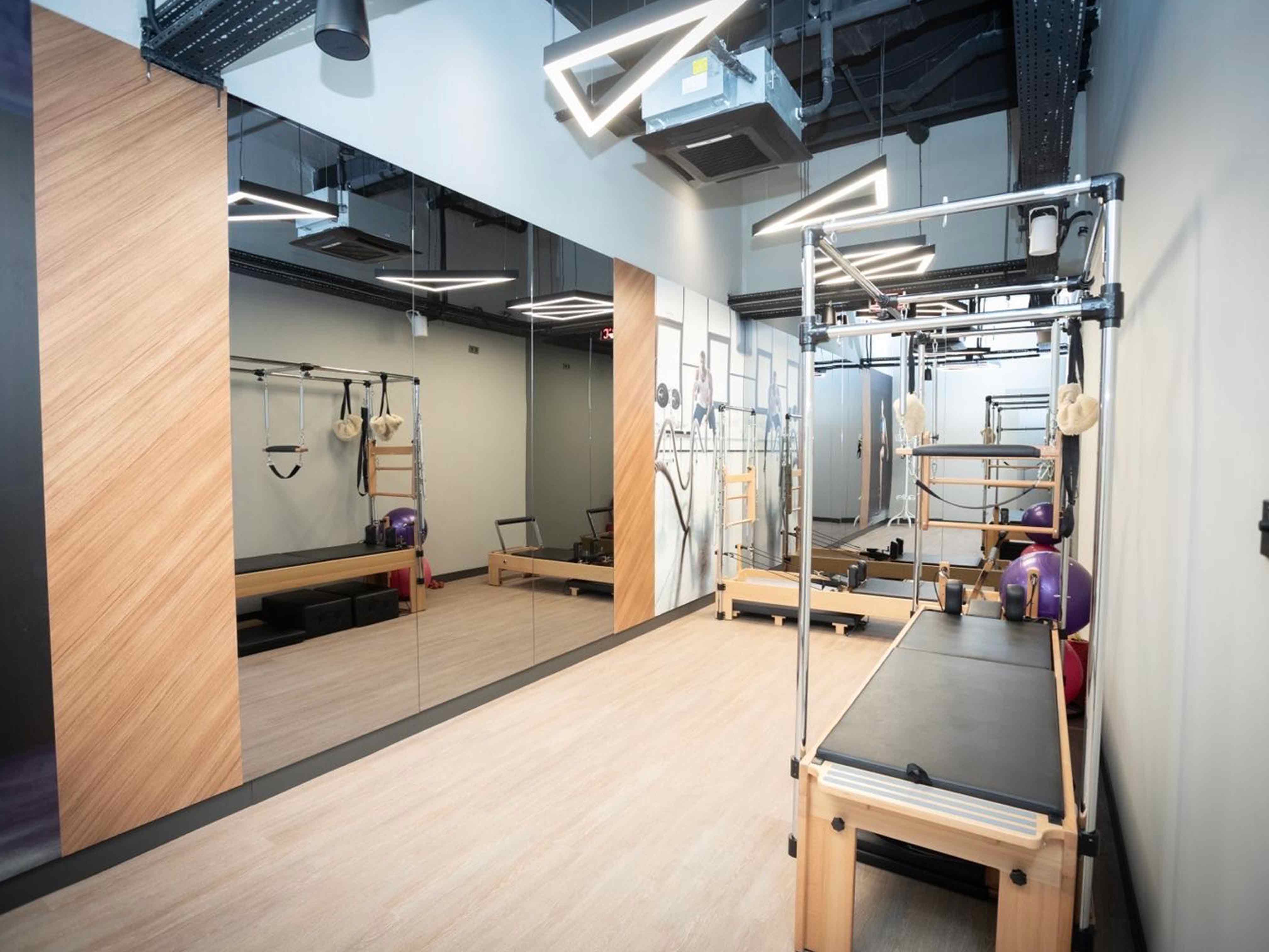 Avrupa Konutları Çamlıvadi'de Modern Eşyalı Kiralık 1+1 Bahçe Katı Daire