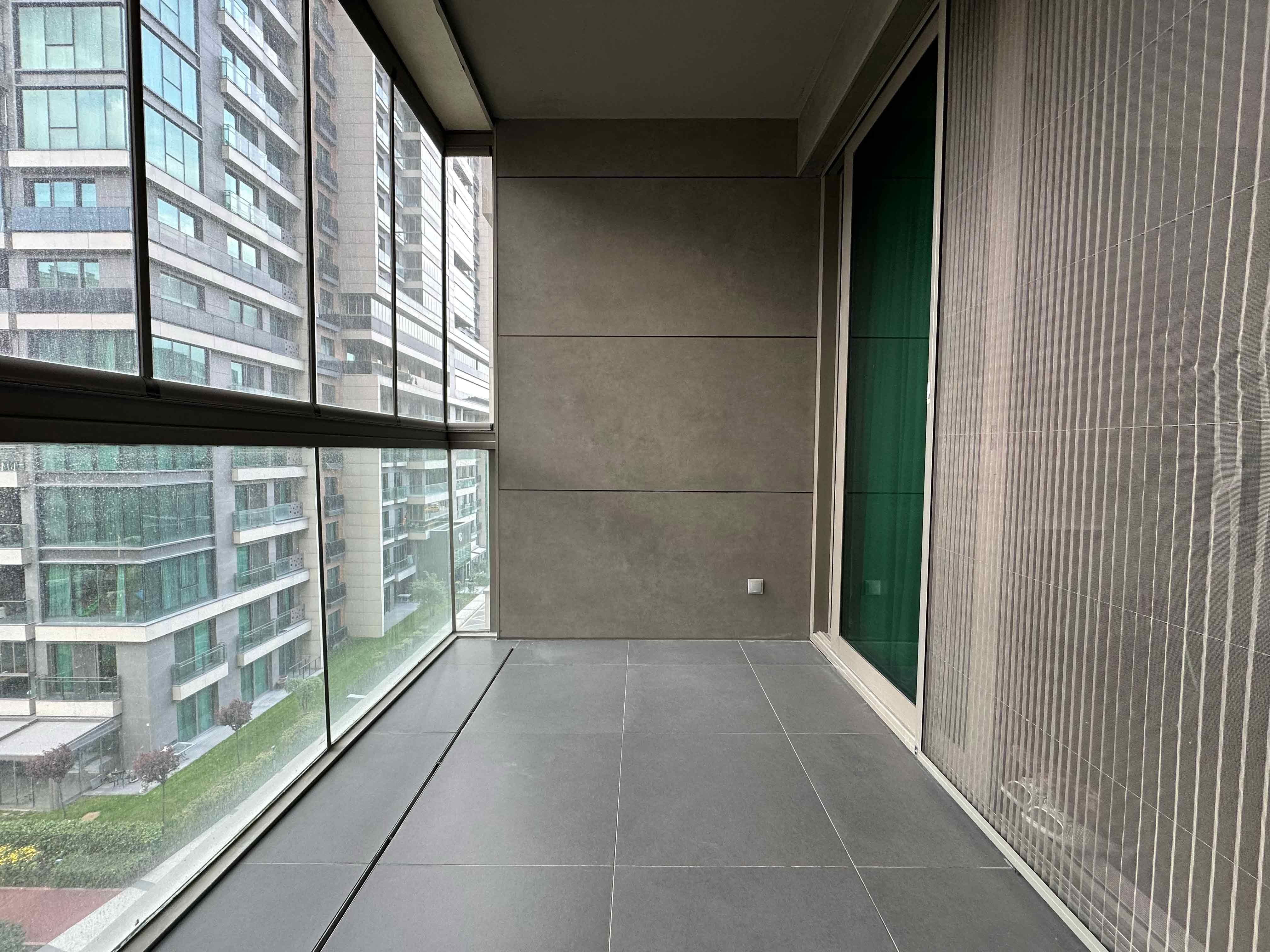 Vadistanbul Park'ta Modern Eşyalı Kiralık 2+1 Site İçi Peyzaj Manzaralı Daire